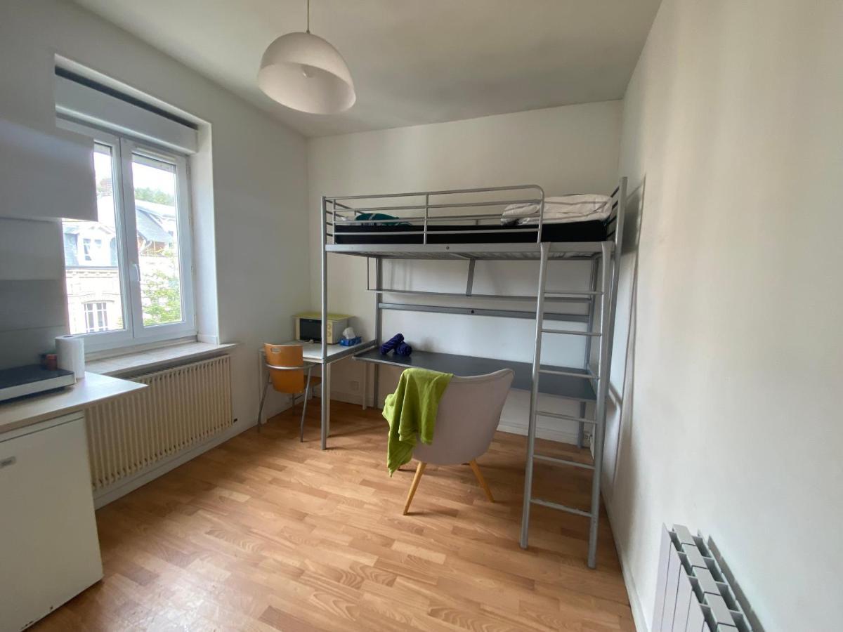 Petit Studio Calme Et Agreable Proche Gare Apartman Rouen Kültér fotó